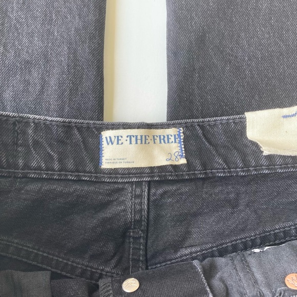 NWT We The Free Black Denim Jeans Tapered Baggy High-Rise Ladies 28 Boyfriend - Picture 4 of 4
